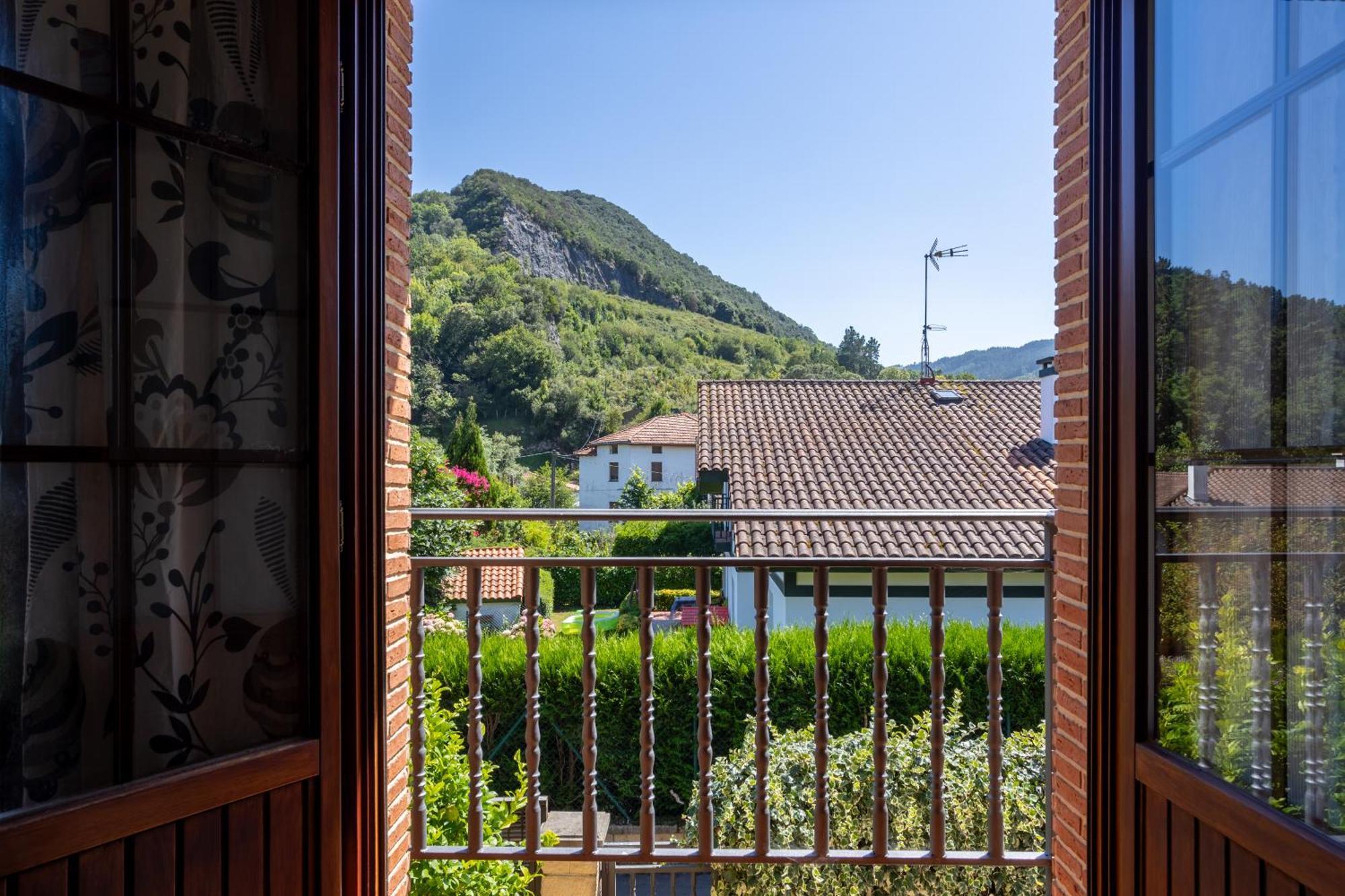 Urdaibai Boutique Villa Altamira Exterior photo